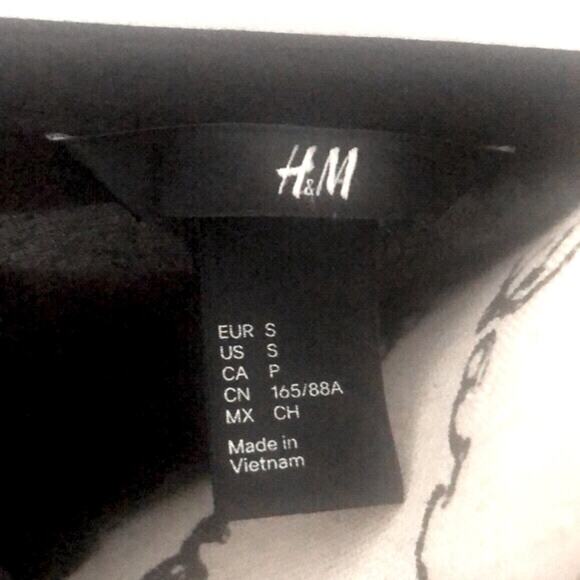 H&M Black Henley Top size Small - Picture 4 of 4